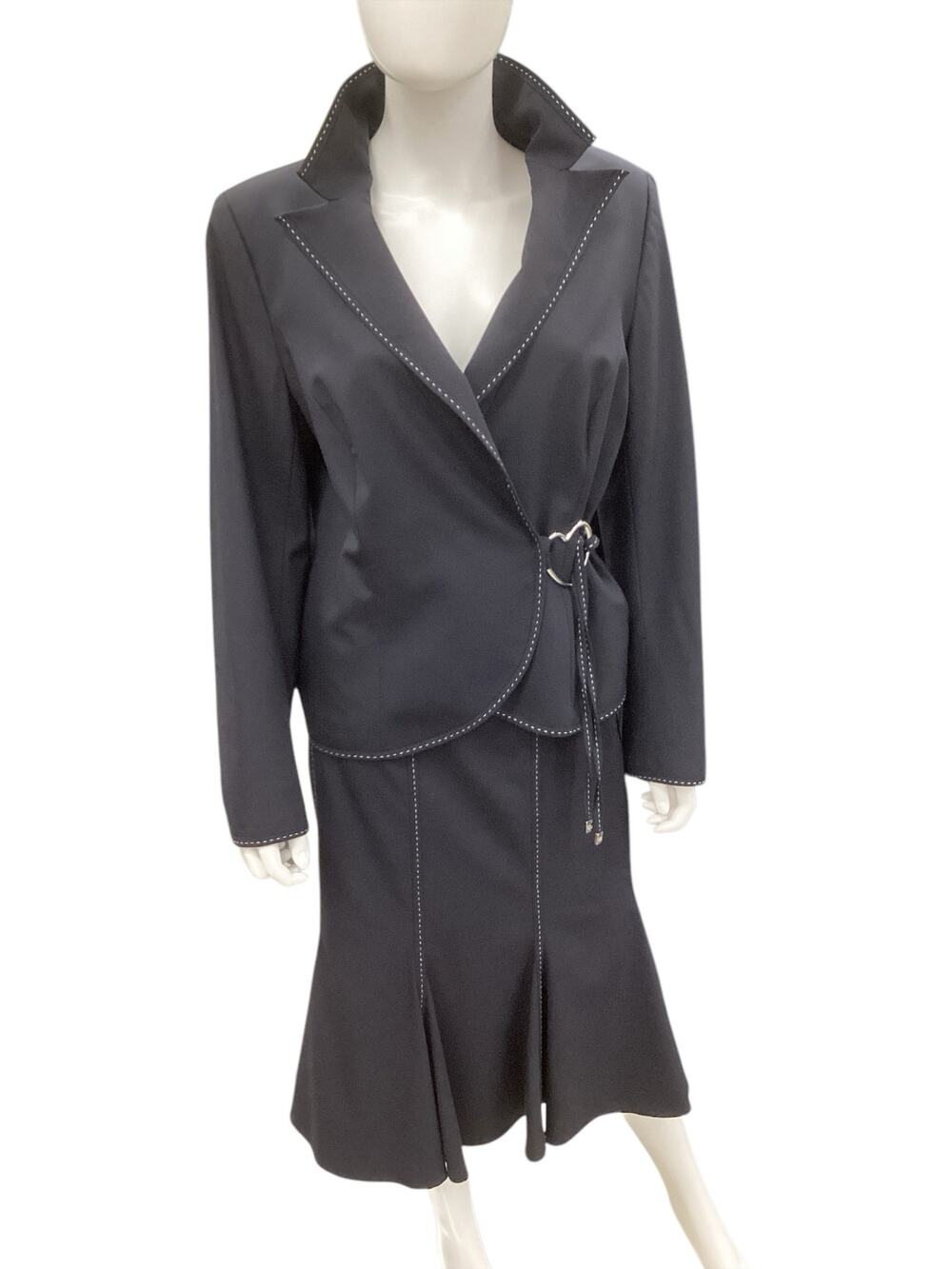 Escada 2 Piece Set Blazer & Skirt Women’s SZ 12 Cotton Blend Heart Closure Navy
